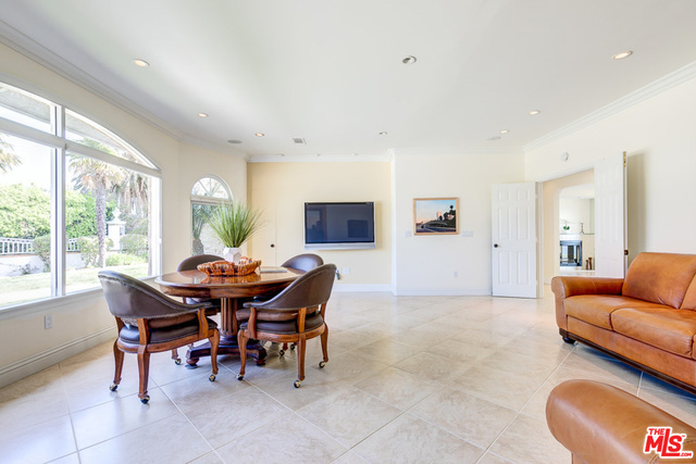 61 OCEANAIRE Drive, Rancho Palos Verdes, California 90275, 3 Bedrooms Bedrooms, ,3 BathroomsBathrooms,Residential,Sold,OCEANAIRE,19451576