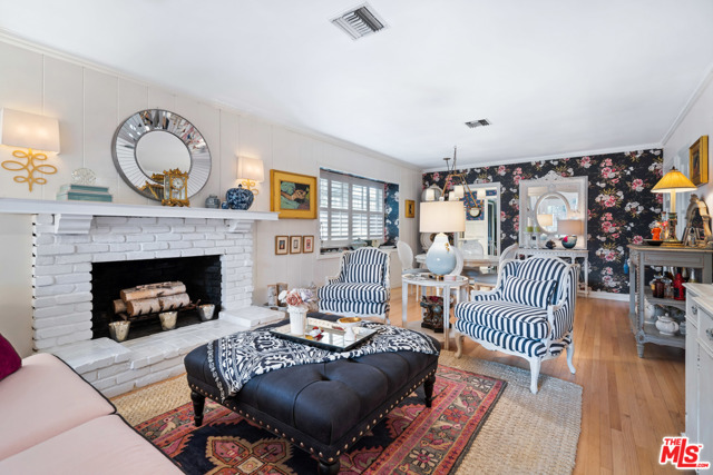 5 Bed Home for Sale in Sherman Oaks, California