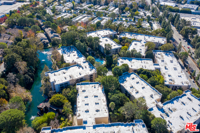 2 Bed Home for Sale in Culver City, California