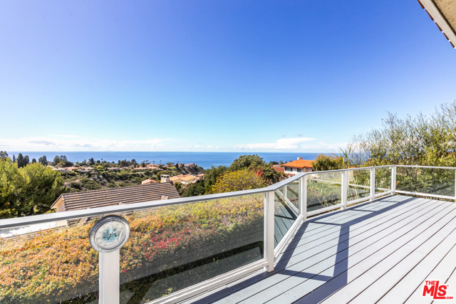 6820 Verde Ridge Road, Rancho Palos Verdes, California 90275, 4 Bedrooms Bedrooms, ,3 BathroomsBathrooms,Residential,Sold,Verde Ridge,21705116