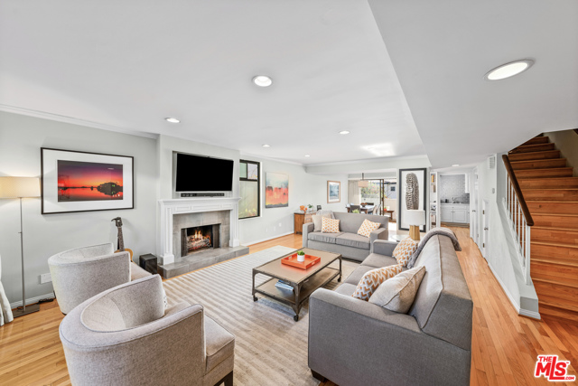 3 Bed Home for Sale in Santa Monica, California