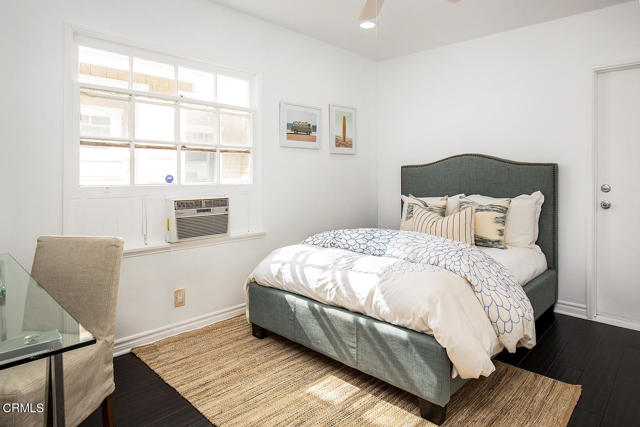 927 Marine Ave 022-mls