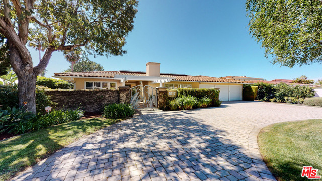 1617 GRANVIA ALTAMIRA, Palos Verdes Estates, California 90274, 5 Bedrooms Bedrooms, ,2 BathroomsBathrooms,Residential,Sold,GRANVIA ALTAMIRA,20581424