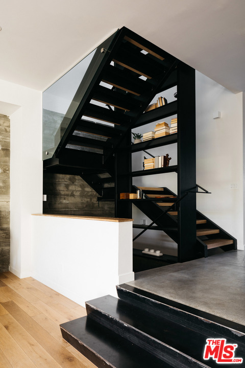 3 Bed Home for Sale in Los Angeles, California