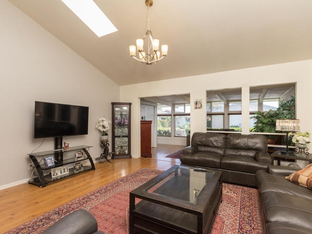 3760 S Vista Campana