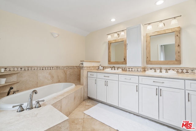3 Bed Home for Sale in Pacific Palisades, California