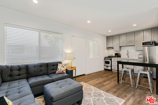 Photo of 4140 GRAND VIEW Boulevard #18, Los Angeles, CA 90066