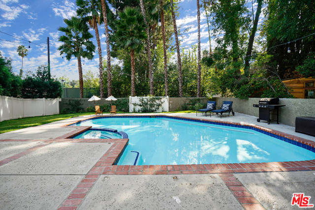 4 Bed Home for Sale in Encino, California