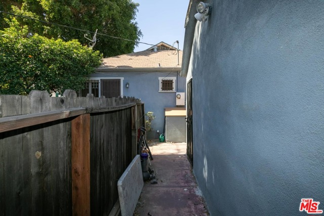  Income Home for Sale in Los Angeles, California