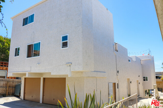 520 FRANCISCA Avenue, Redondo Beach, California 90277, ,Residential Income,Sold,FRANCISCA,19433616