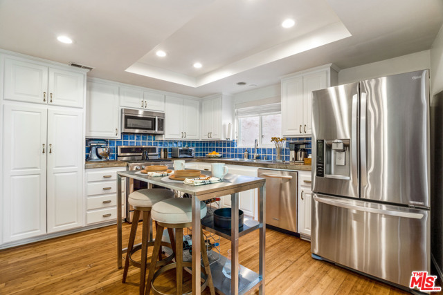 2 Bed Home for Sale in Los Angeles, California