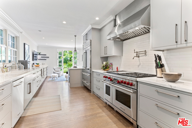 4 Bed Home for Sale in Los Angeles, California