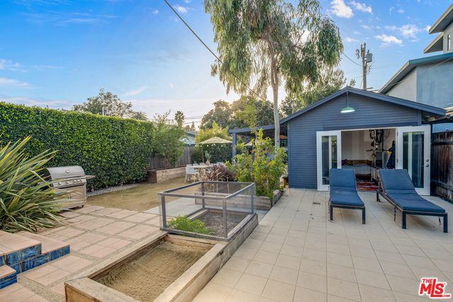 2 Bed Home for Sale in Culver City, California