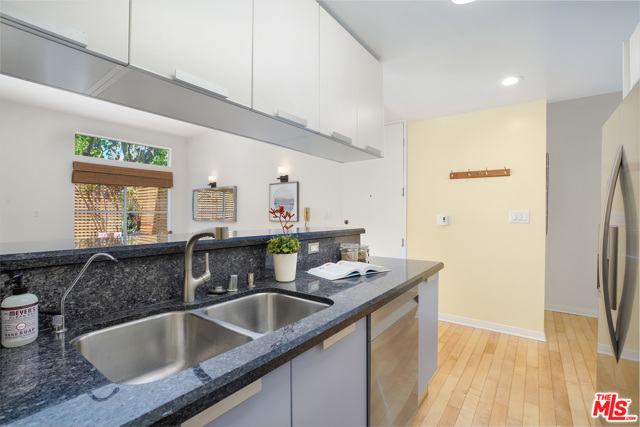 3 Bed Home for Sale in Venice, California
