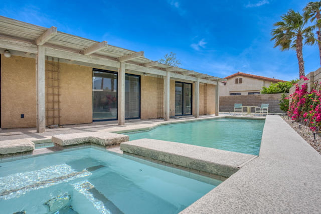 Property Photo 33