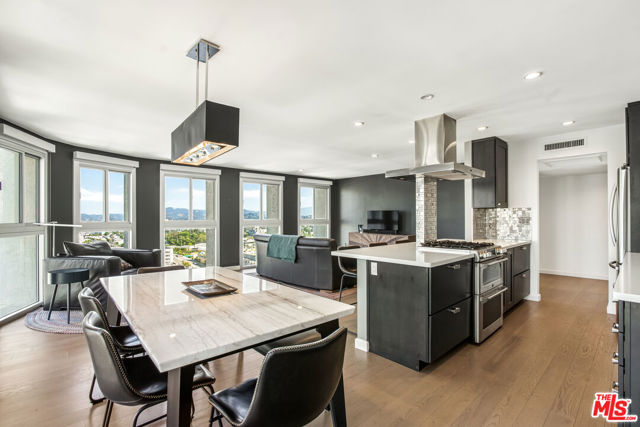 feature listing property photo