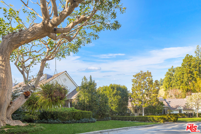 5 Bed Home for Sale in Beverly Hills, California