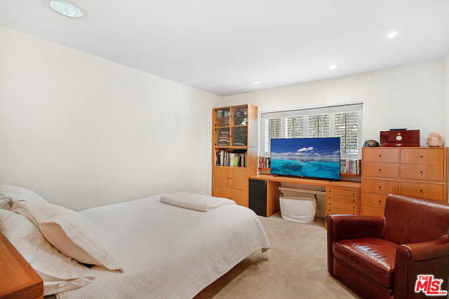 3 Bed Home for Sale in Sherman Oaks, California