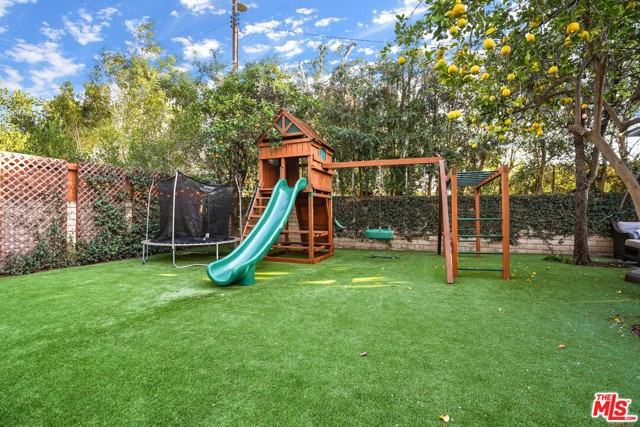 4 Bed Home for Sale in Valley Village, California