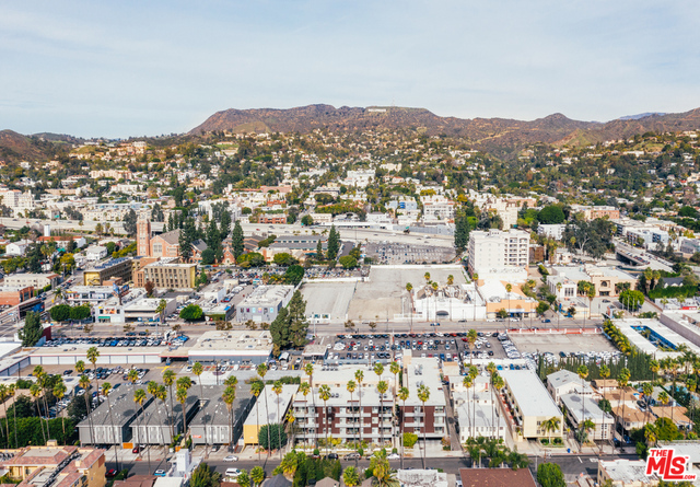 2 Bed Home for Sale in Los Angeles, California