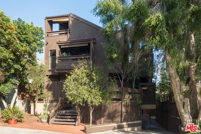 1 Bed Home for Sale in West Hollywood, California