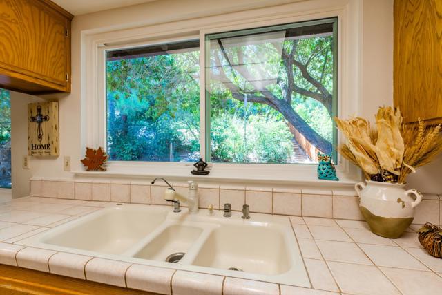 6 Bed Home for Sale in Thousand Oaks, California