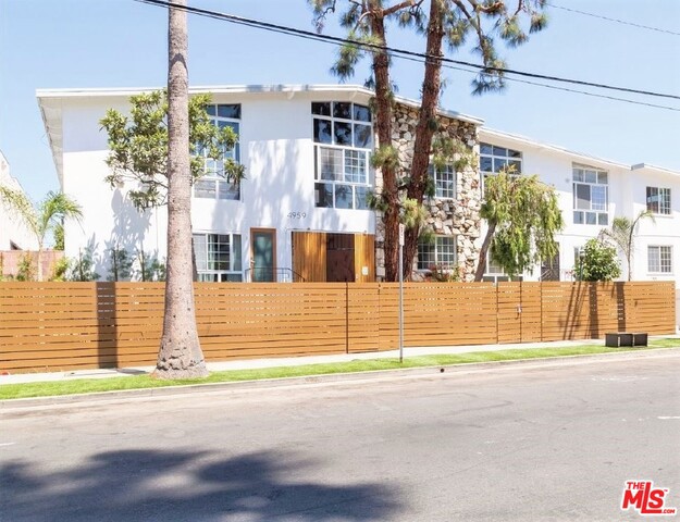 Photo of 4959 ROMAINE Street, Los Angeles, CA 90029