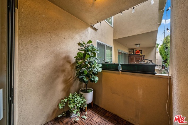 1 Bed Home for Sale in West Hollywood, California