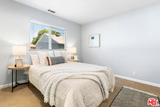 4 Bed Home for Sale in Encino, California