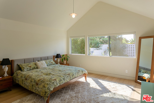 3 Bed Home for Sale in Los Angeles, California