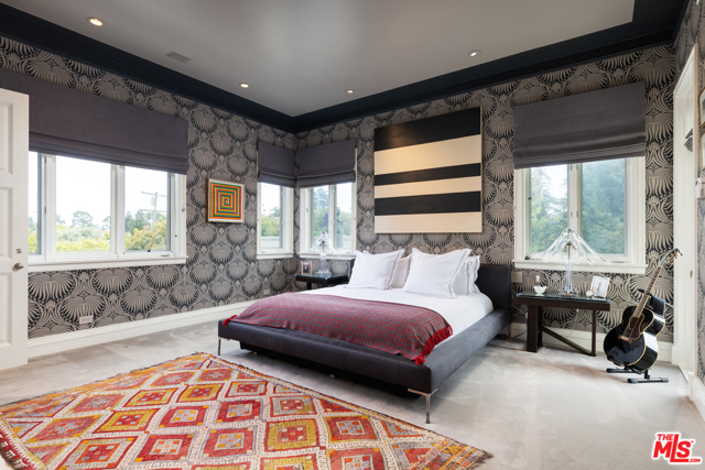 5 Bed Home for Sale in Santa Monica, California
