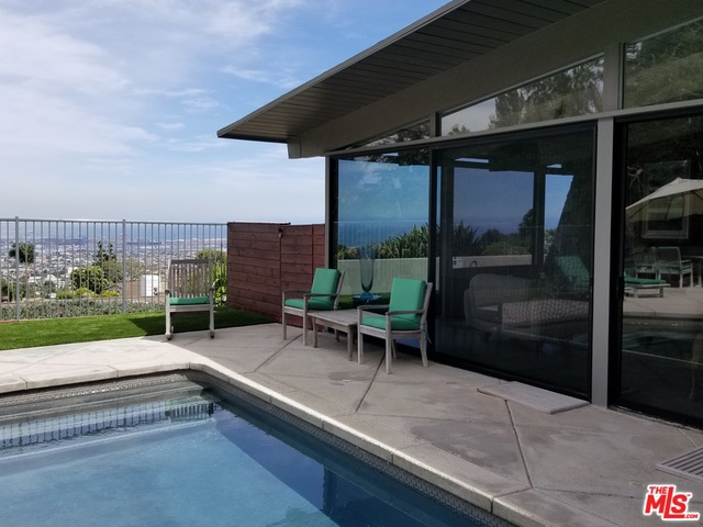 53 AVENIDA CORONA, Rancho Palos Verdes, California 90275, 3 Bedrooms Bedrooms, ,3 BathroomsBathrooms,Residential,Sold,AVENIDA CORONA,17225132