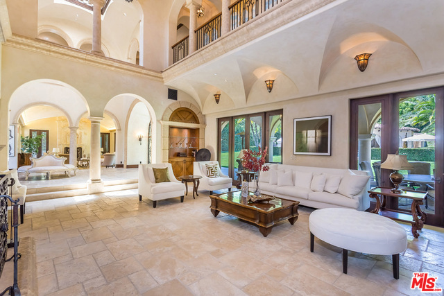 7 Bed Home for Sale in Beverly Hills, California