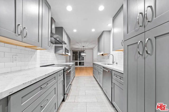 2 Bed Home for Sale in Los Angeles, California