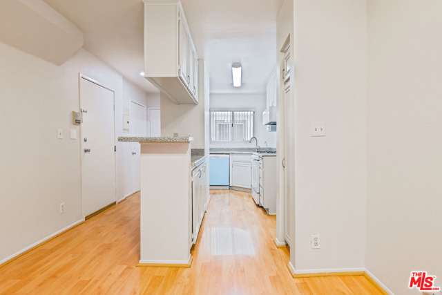 2 Bed Home for Sale in Los Angeles, California