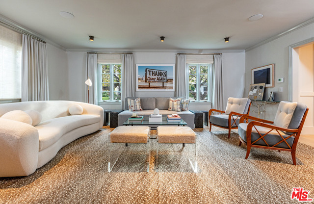 6 Bed Home for Sale in Los Angeles, California