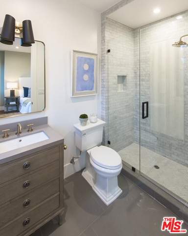 6 Bed Home for Sale in Pacific Palisades, California