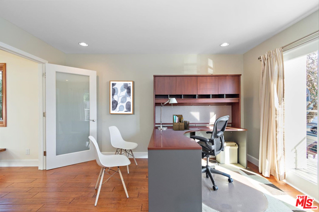 3 Bed Home for Sale in Playa del Rey, California