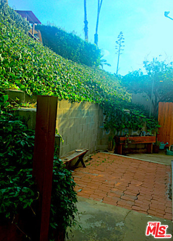 2 Bed Home for Sale in Pacific Palisades, California