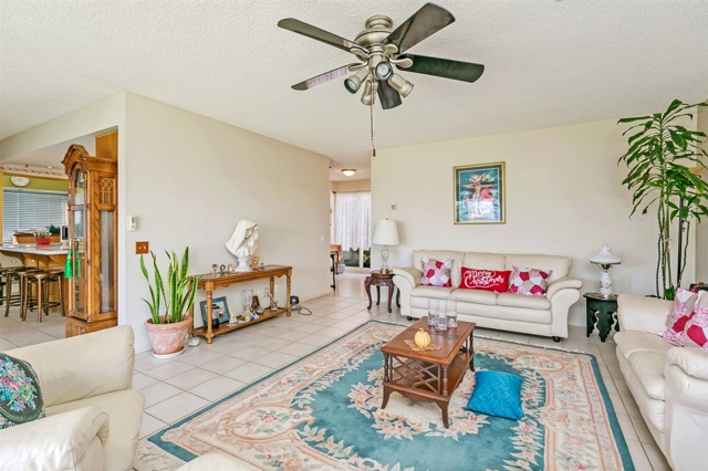 3808 Vista Campana S