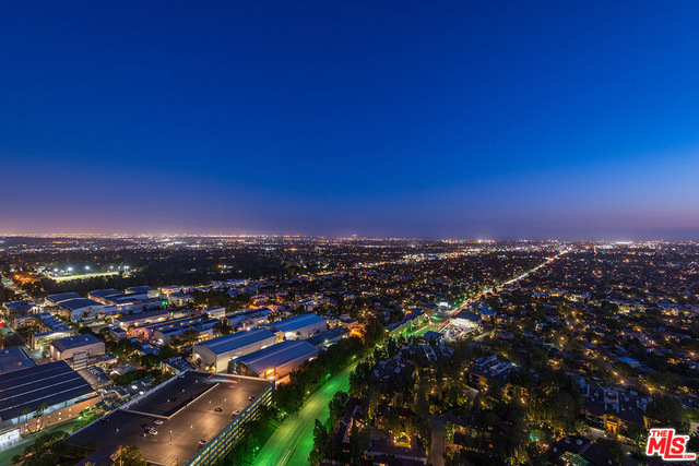 3 Bed Home for Sale in Los Angeles, California