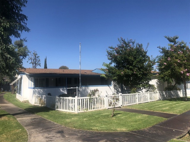 9255 N Magnolia
