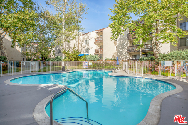 1 Bed Home for Sale in Culver City, California
