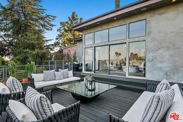3 Bed Home for Sale in Los Angeles, California