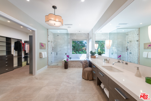 4 Bed Home for Sale in Encino, California