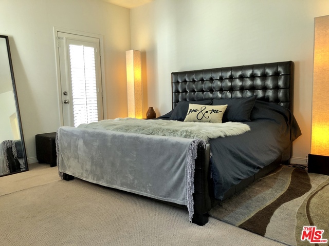 3 Bed Home for Sale in Los Angeles, California