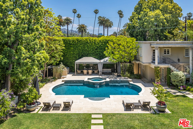7 Bed Home for Sale in Beverly Hills, California