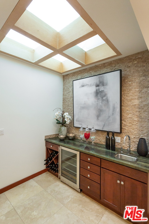 6 Bed Home for Sale in Santa Monica, California