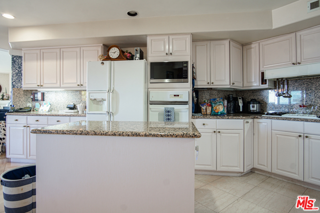3 Bed Home for Sale in Playa del Rey, California