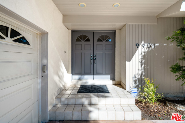 4 Bed Home for Sale in Beverly Hills, California